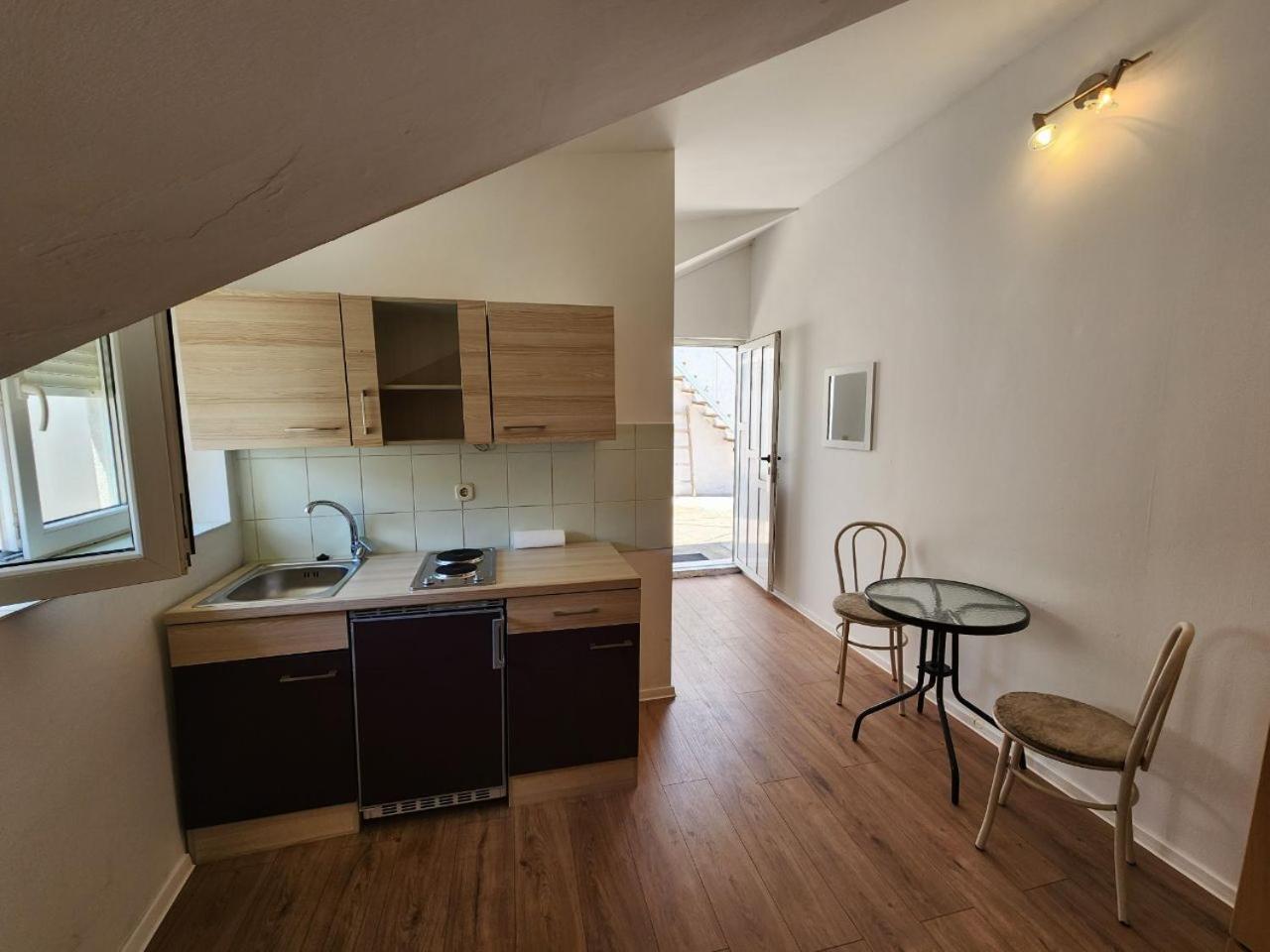 Apartmani Sole Vis Esterno foto