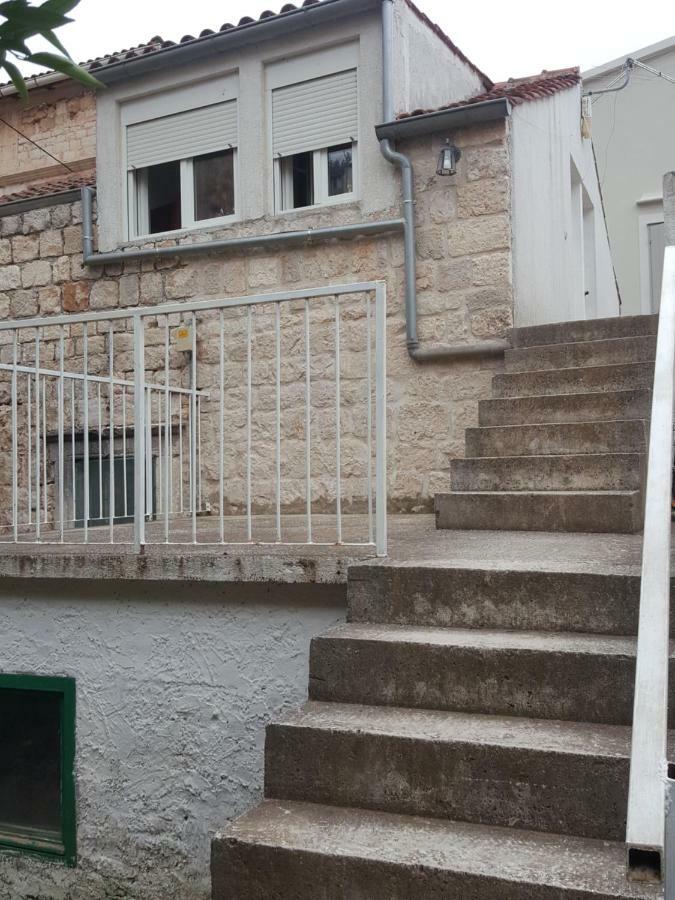 Apartmani Sole Vis Esterno foto